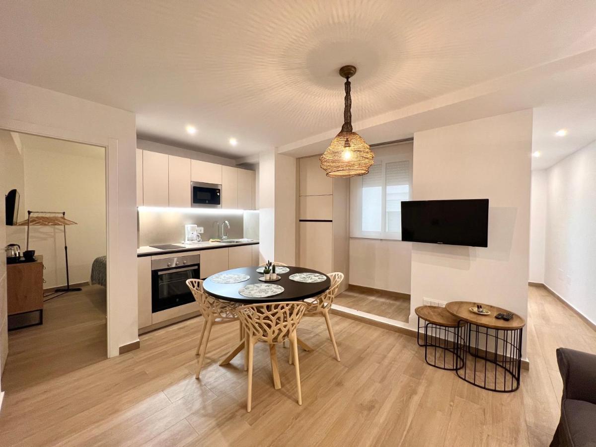 Huerto & Private Patio In The Old Town By Ele Apartments Malaga Luaran gambar